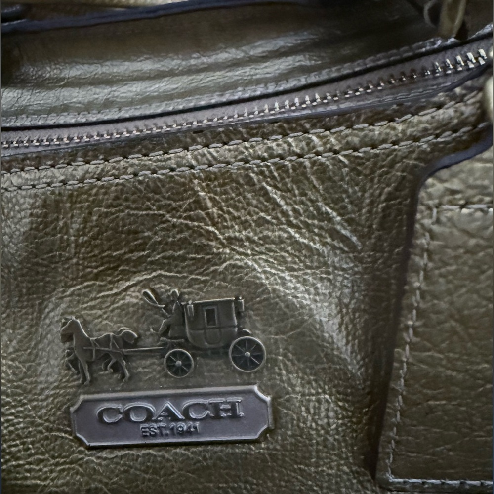 Coach Shoulder Bag - Picture 5 of 8